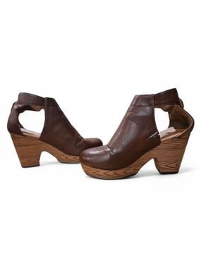 Pierre Dumas Clog Ankle Boot Brown Cutout Platform Heel | Boho Vintage.Size 5.5